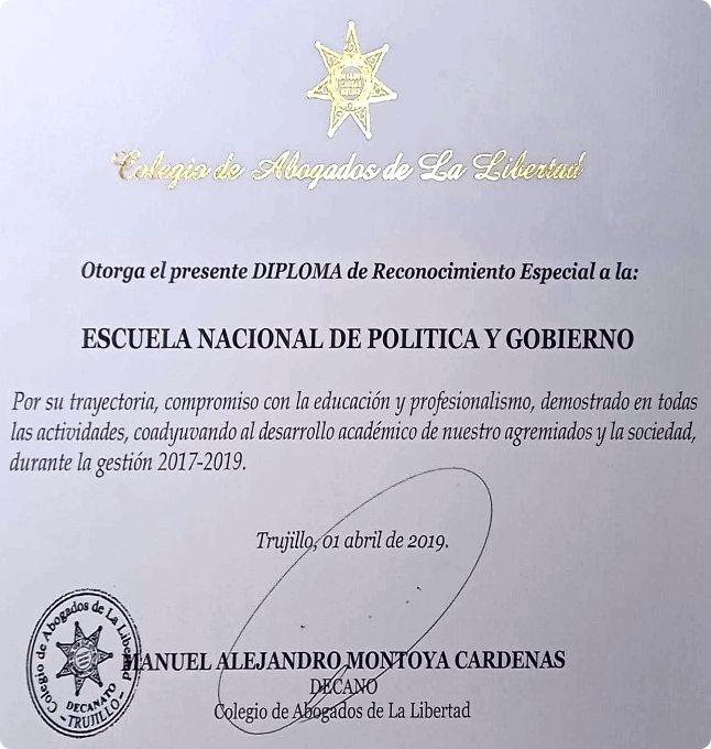 disntinción a la Escuela